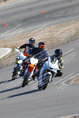 media/Feb-05-2023-Classic Track Day (Sun) [[c35aca4a42]]/Group 2/session 4 turn 4/